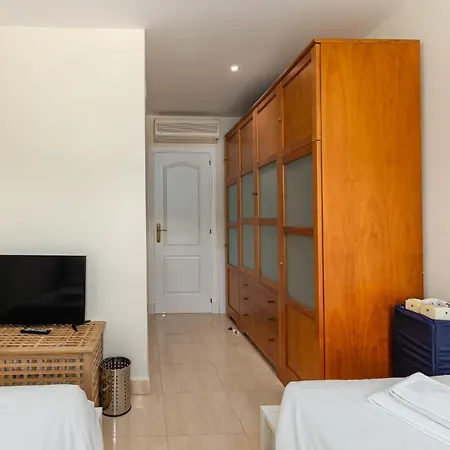 2173-superb With Amazing Seaview *
